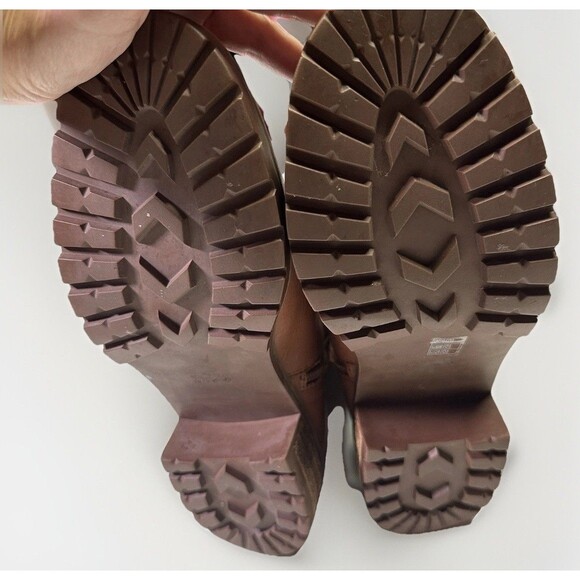 Coach Leather Ankle Boots Women’s Size 8 Brown Zip-Up Logo Turnlock Detail - Picture 9 of 11